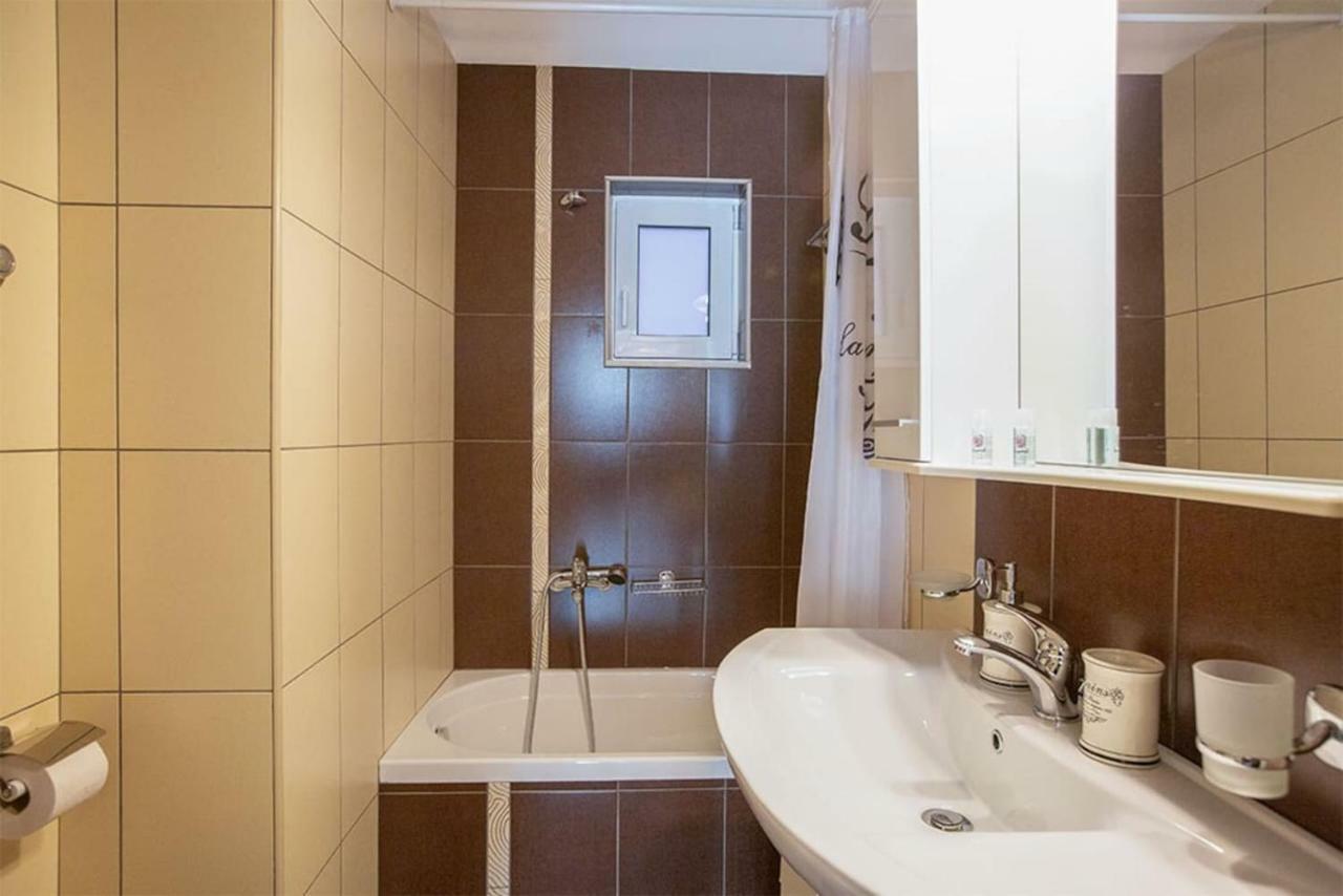 V Luxury Apartment 4 Ioannina Eksteriør billede